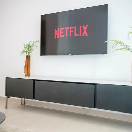 Kalamon Luxury 105 W Pool & Gym * Livadhia