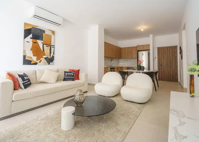 Kalamon Luxury 105 W Pool & Gym Daire *