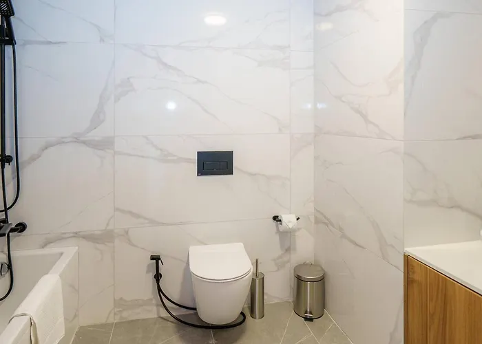 Daire Kalamon Luxury 105 W Pool & Gym